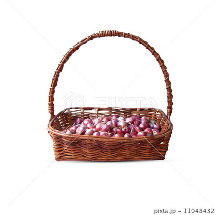Basket of Onion 11048432