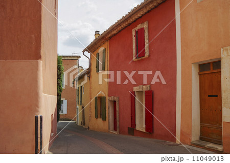 ルシヨン Roussillon 11049013