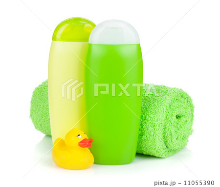 Bath bottles, towel and rubber duck Bath bottles, towel and rubber duck 11055390