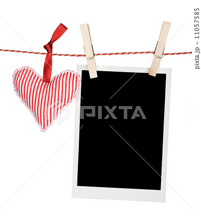 Blank instant photo and red heart 11057585