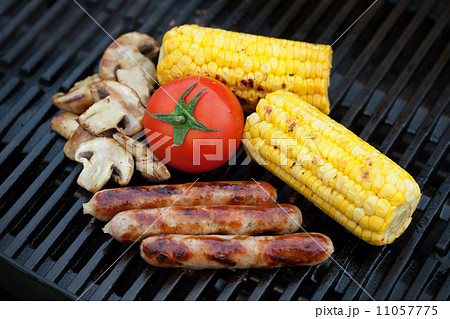 Grill bbq sausages and vegetables Grill bbq sausages and vegetables 11057775
