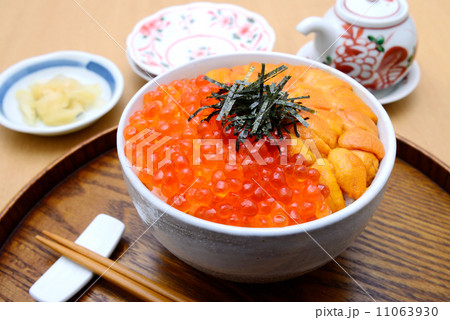 うにいくら丼 11063930