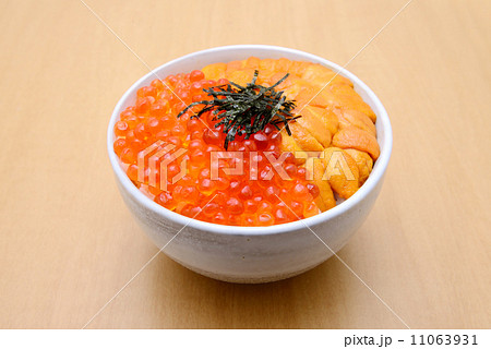 うにいくら丼 11063931