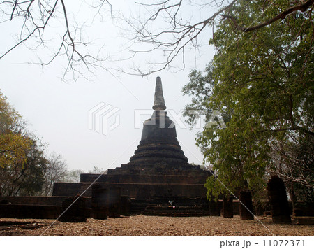 Temple Buddha Statue in Sukhothai Historical Park,Thailand Temple Buddha Statue in Sukhothai Historical Park,Thailand 11072371