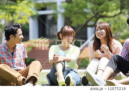 大学生 11075218