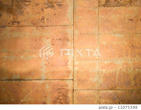 Rusted metal wall texture with welds Rusted metal wall texture with welds 11075398