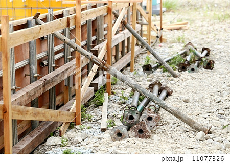 パイプサポート 11077326