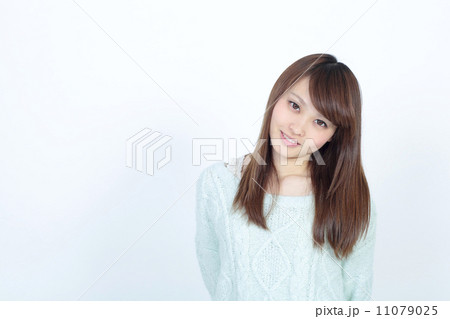 若い女性 11079025
