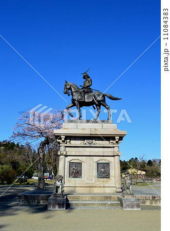 桜と伊達政宗像 桜と伊達政宗像 11084383