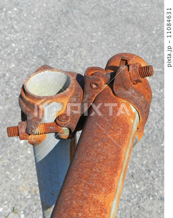 錆び付いたクランプ 11084631