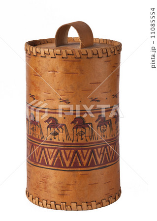 Birch bark box 11085554