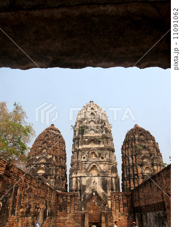 Temple Buddha Statue in Sukhothai Historical Park,Thailand 11091062