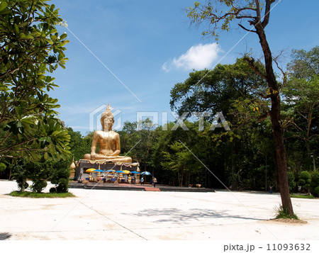 Buddha Utthayan and Phra Mongkhon Ming Mueang , Amphoe Mueang Am 11093632