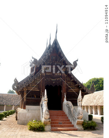 wat in chiangmai , Thailand 11094914