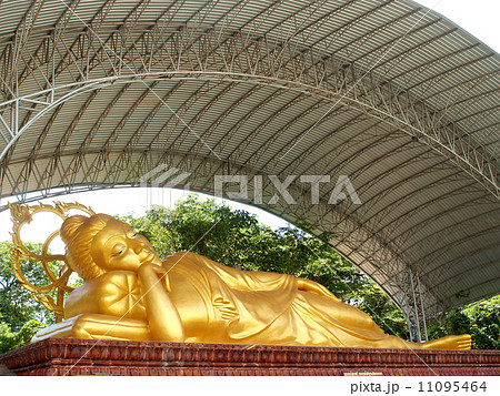 Wat tam sang phet temple , Amphoe Mueang Amnat Charoen , thailan Wat tam sang phet temple , Amphoe Mueang Amnat Charoen , thailan 11095464