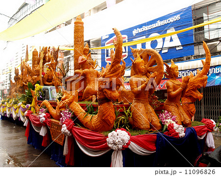 Ubon Ratchathani Candle Festival 11096826