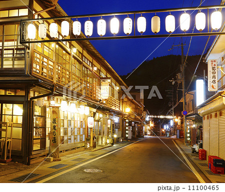 奈良県洞川温泉 11100465