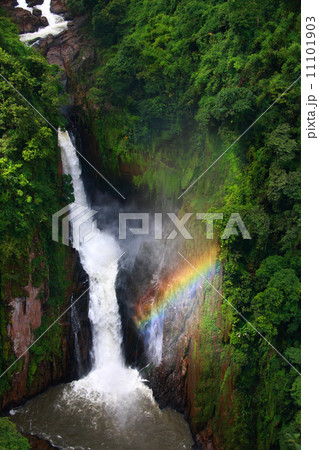 Haew-Narok waterfall Haew-Narok waterfall 11101903