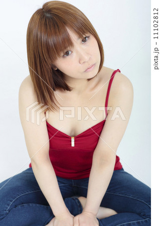 若い女性 若い女性 11102812