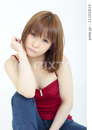 若い女性 若い女性 11102814