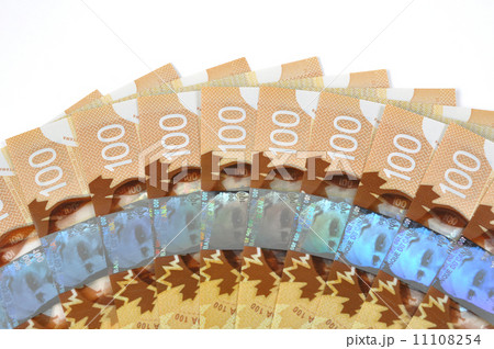 New Canadian one hundred bill 11108254