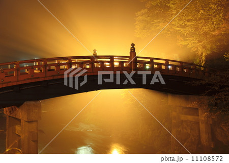 神橋　ライトアップ夜景 11108572