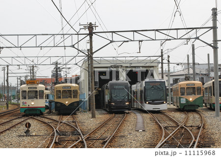 富山地鉄市内線車両 富山地鉄市内線車両 11115968