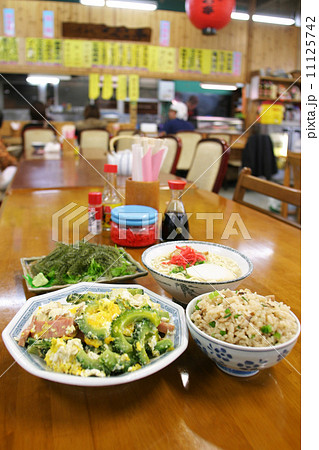 沖縄料理 11125742