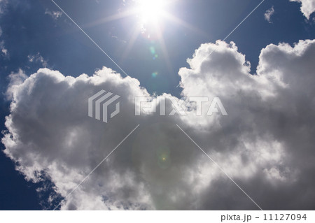 雲間からの陽射し1 11127094