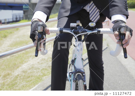 ロードレーサーで通勤 11127472