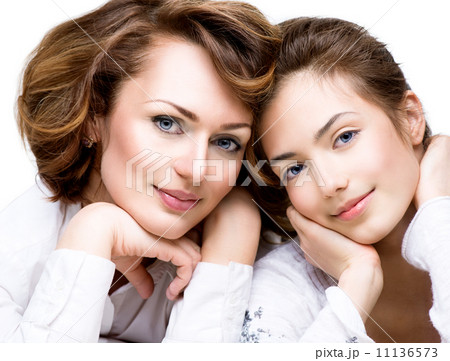 Mother and Teen Daughter Mother and Teen Daughter 11136573