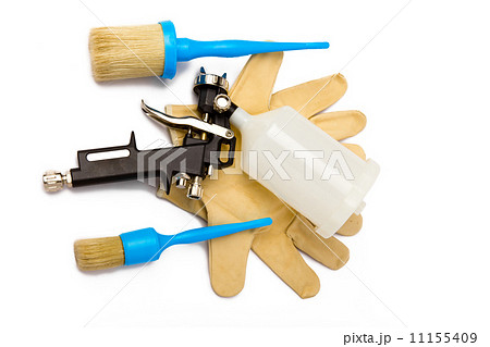 spray gun, working gloves and brushes - a set for repair work 11155409