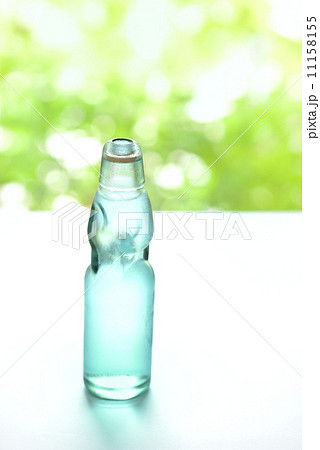 ラムネ瓶の写真素材
