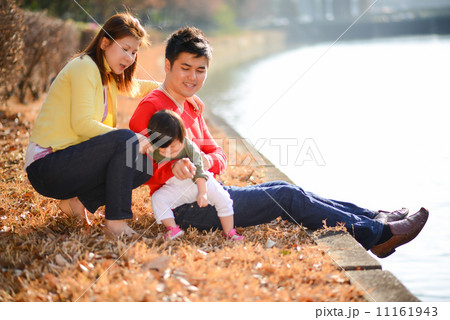 Young asian family Young asian family 11161943
