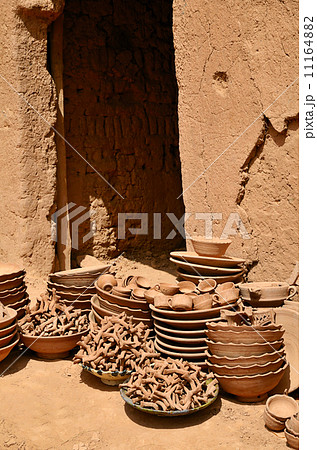 Ceramic pottery Ceramic pottery 11164882
