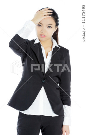 Attractive asian girl 20 years old shot in studio Attractive asian girl 20 years old shot in studio 11175498
