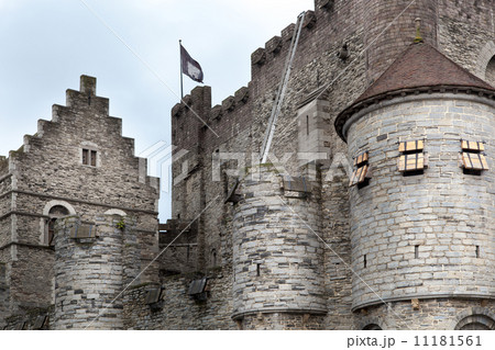 Low angle view of a castle, Gravensteen, Ghent, Belgium 11181561