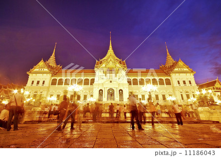 Twilight Grand Palace at dusk, the major tourism attraction in B Twilight Grand Palace at dusk, the major tourism attraction in B 11186043