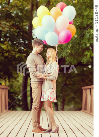 couple with colorful balloons 11188749