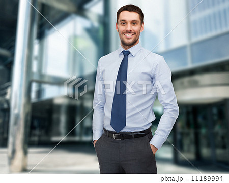 handsome buisnessman handsome buisnessman 11189994