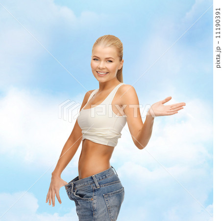 sporty woman showing big pants 11190391