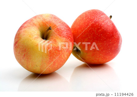 two apples two apples 11194426