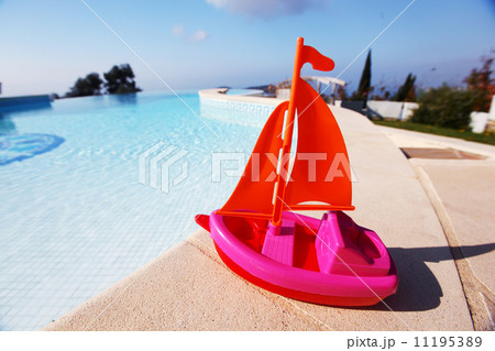 toy ship pool toy ship pool 11195389