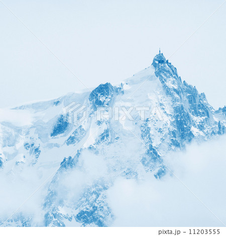 top of mountains 11203555