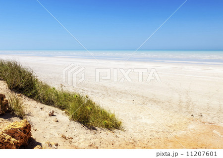 80 mile beach 11207601