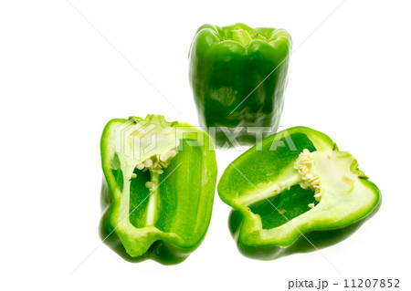 カットしたピーマン 11207852