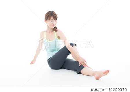 ヨガポーズ 11209356