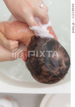 生後3週間　沐浴　ベビーバス 11218040