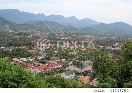 プーシーの丘から 11218260