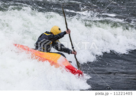 kayaker 11221405